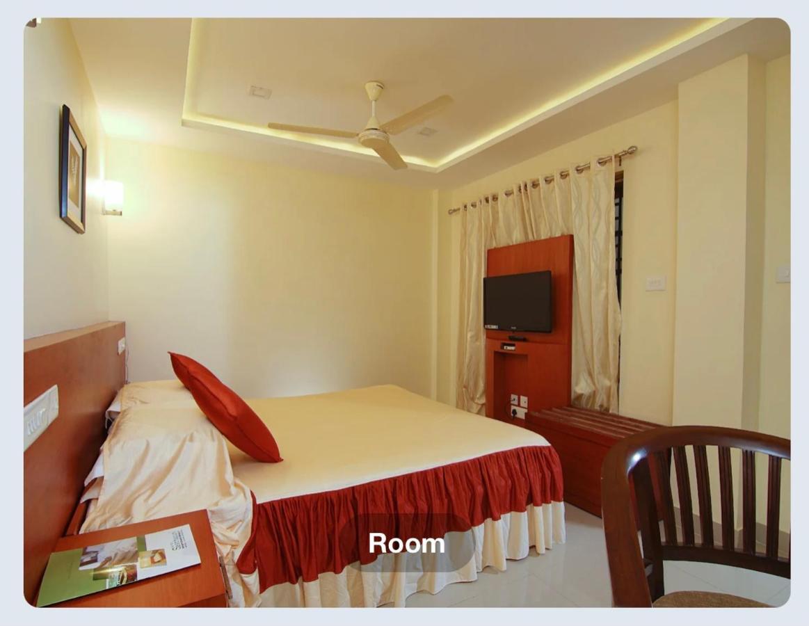 Hotel Sasthapuri Kozhikode Ngoại thất bức ảnh
