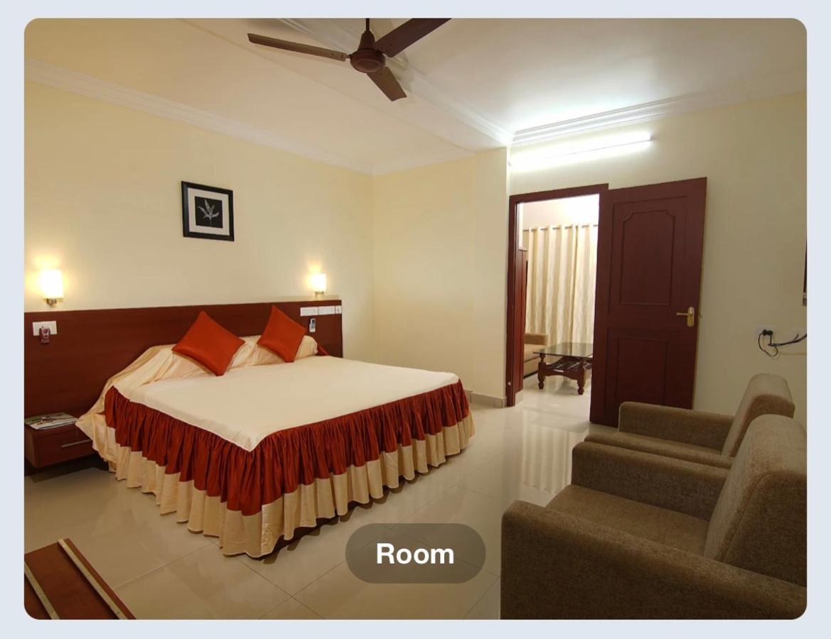 Hotel Sasthapuri Kozhikode Ngoại thất bức ảnh