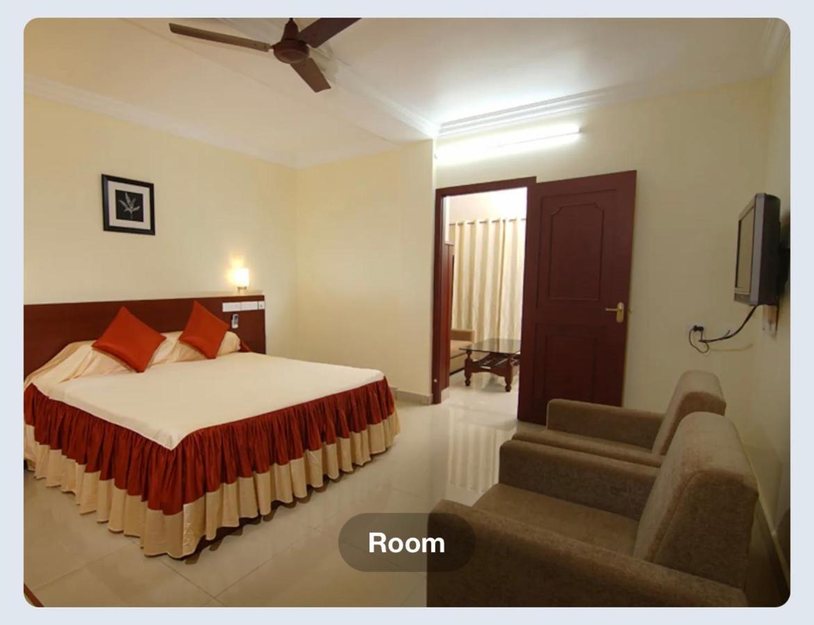 Hotel Sasthapuri Kozhikode Ngoại thất bức ảnh